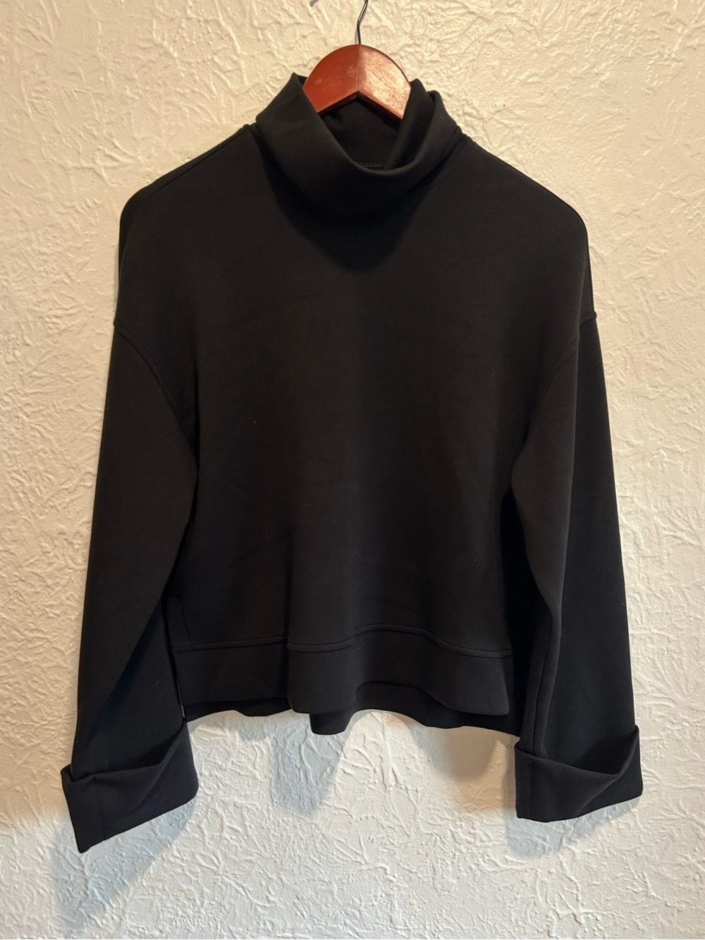 SPANX Black AirEssentials Cuffed Sleeve Cropped Turtleneck Sweatshirt - Picture 2 of 4